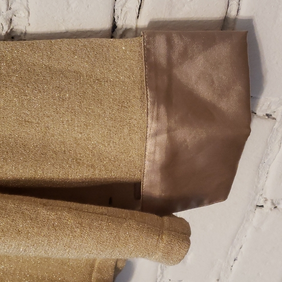 Gold knit long sleeved top w/ satin cuffs and collar - Picture 4 of 5